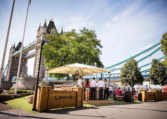 Tower , By ThistleHotel Londres